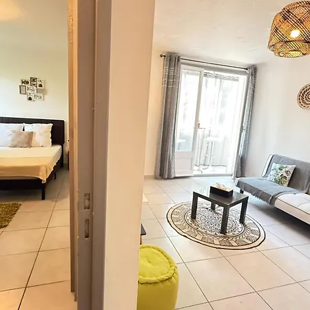 Joli