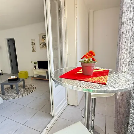 Joli * Perpignan